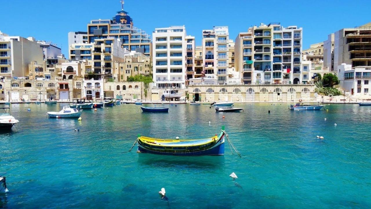 Central Sliema 3-Bedroom Retreat ภายนอก รูปภาพ